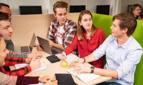 Studenten pabo lerarenopleiding basisonderwijs van de Marnix Academie