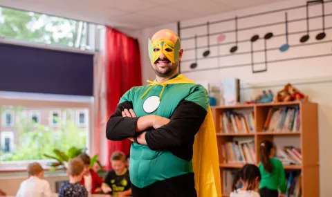 ‘Mijn superkracht is dat ik kinderen vrolijk maak’