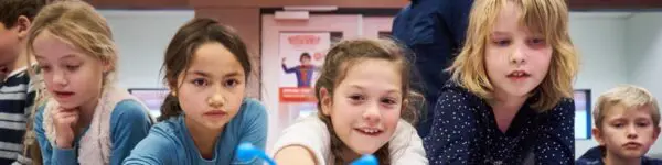 Kinderen naast elkaar